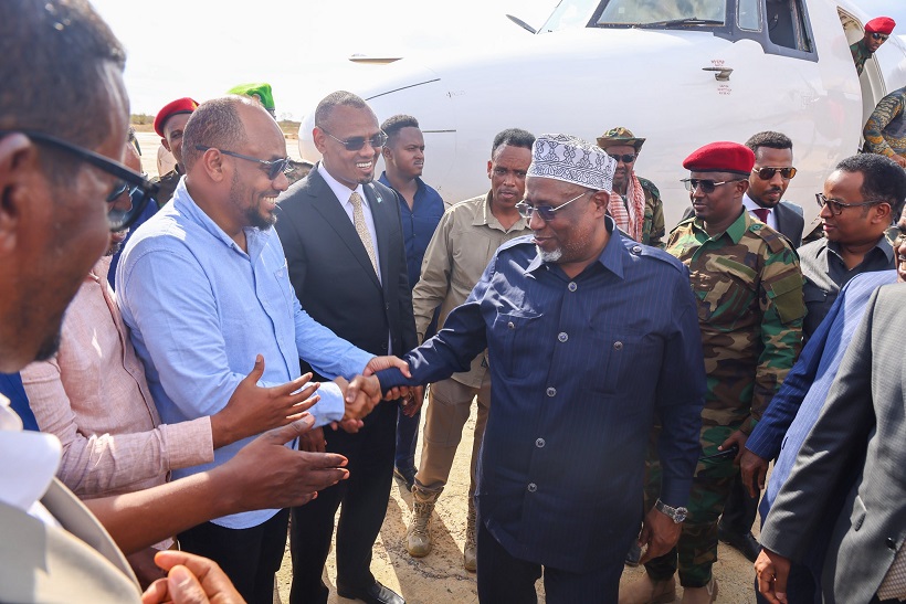 Wafdiga Aadan Madoobe ee Baydhabo.jpg